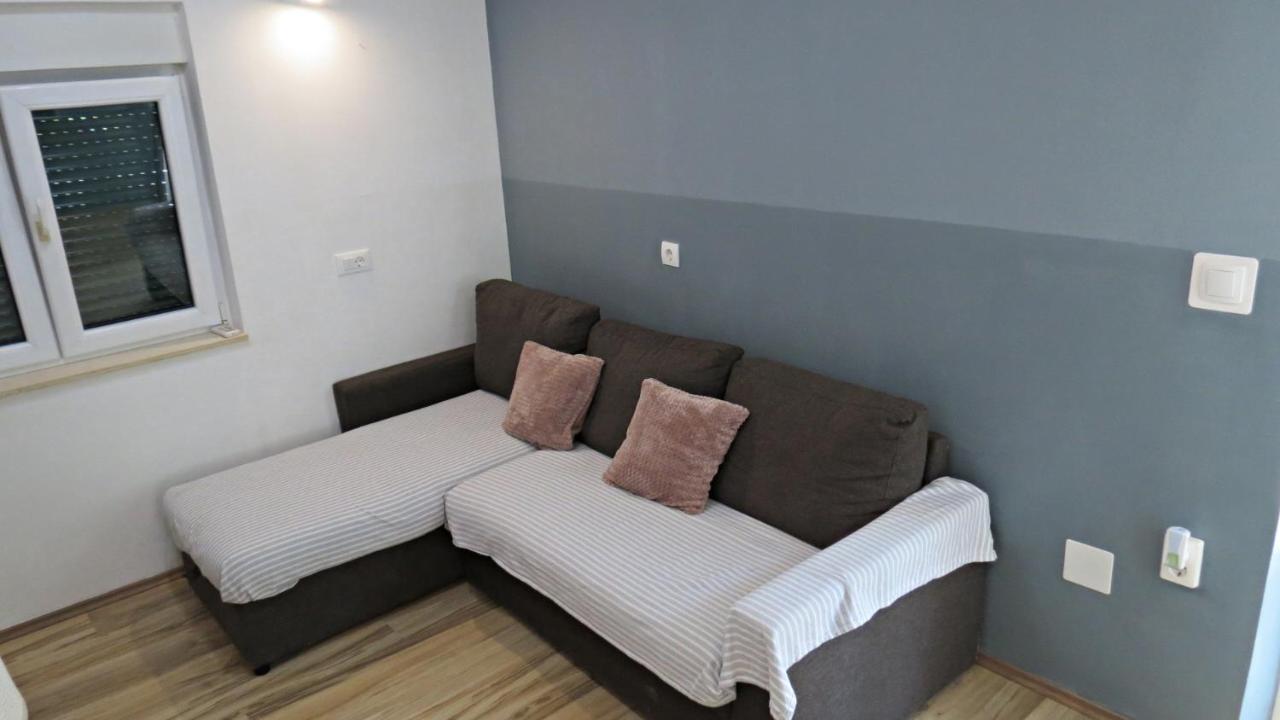Lucia Apartment